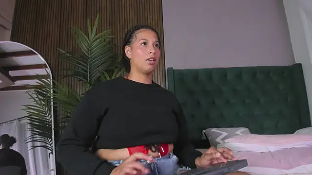 Chloefixxx Live XXX Chat