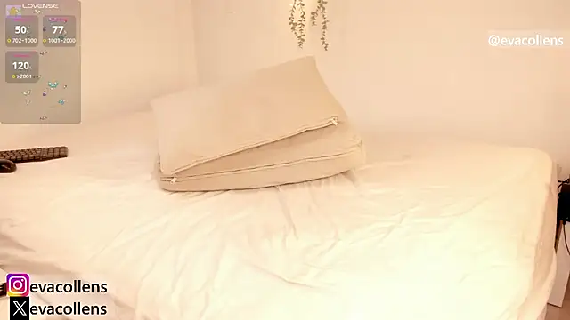 starcollenss: διαδικτυακό σόου στην κάμερα