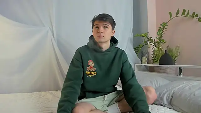 SherlockMax webcam show