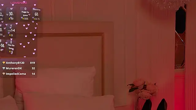 MollyHilton 即時 XXX 聊天