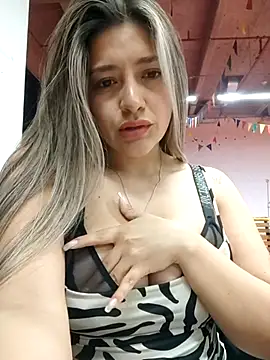 alana_69's Webcam Show