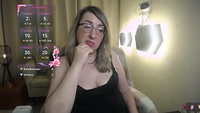 KKMimiKK Chat XXX live