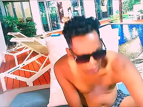 IndianHunk01 Pertunjukan Webcam