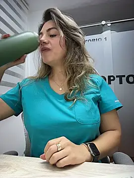 alicee16 Webcam Show