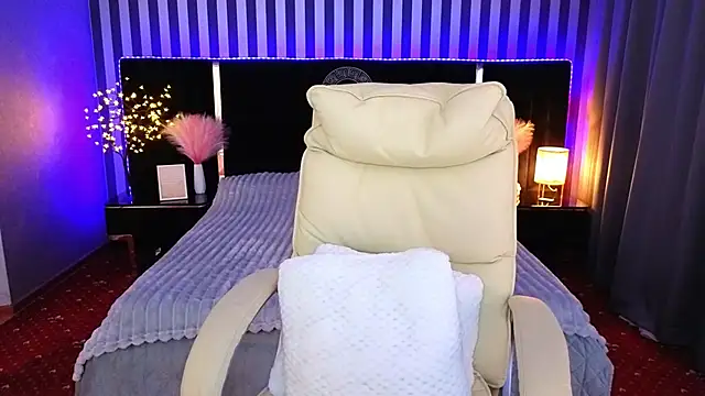 Онлайн чат XXX Daloras_lin