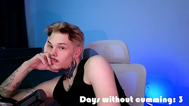 DENIS_HERE 网络视讯表演