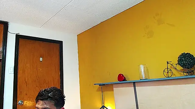 Živý XXX chat arnold_taylor