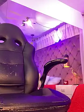 Czat XXX na żywo – Auri__