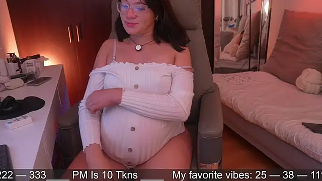 Pokazy przed kamerką – Anah_s