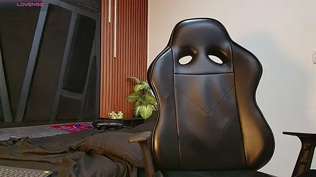 Oliver_Laurent_ live XXX chat