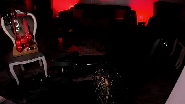 FinDomGod Live XXX-Chat