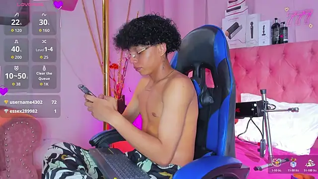 _taylor_black Webcam Show