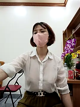 Emma_Linh Adlı Modelin Web Kamerası Şovu