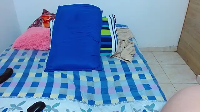 daniela_pra Chat XXX in diretta