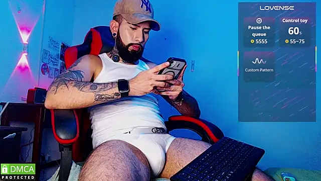 Diilanhott's Webcam Show