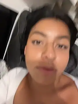 Živý XXX chat Laia_white