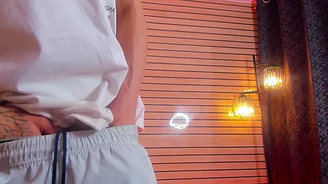 TheBatMansion Live XXX-chat