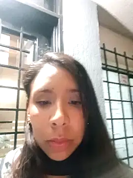 MiaSantana_ – Naživo XXX chat