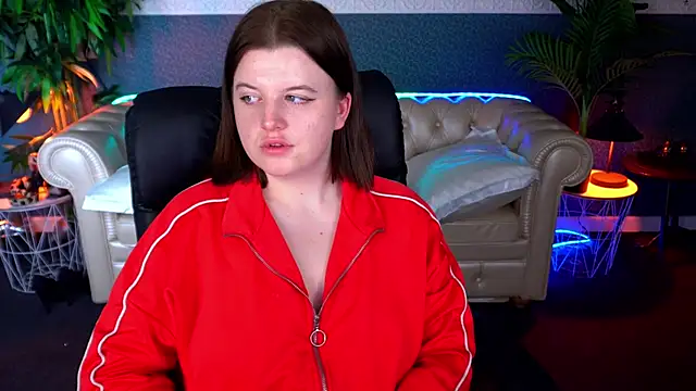 KristiFoxy 即時 XXX 聊天