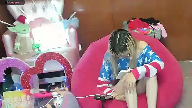 Skinygirl – Naživo XXX chat