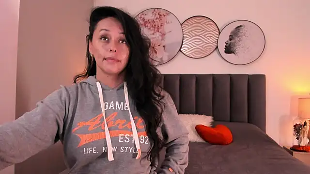 SaharaGarcia__のライブXXXチャット