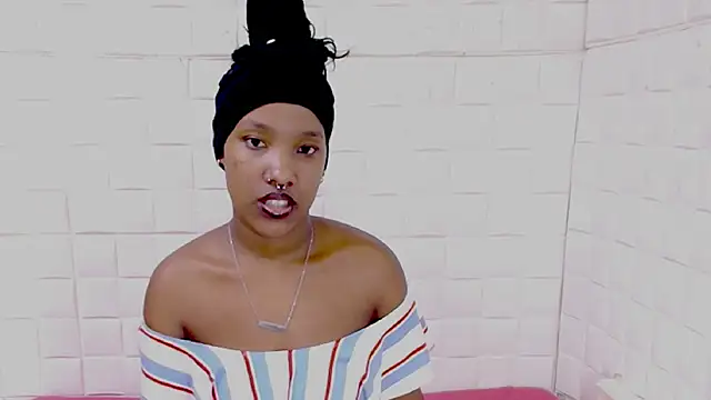 EroticSexyPradan Live XXX chat