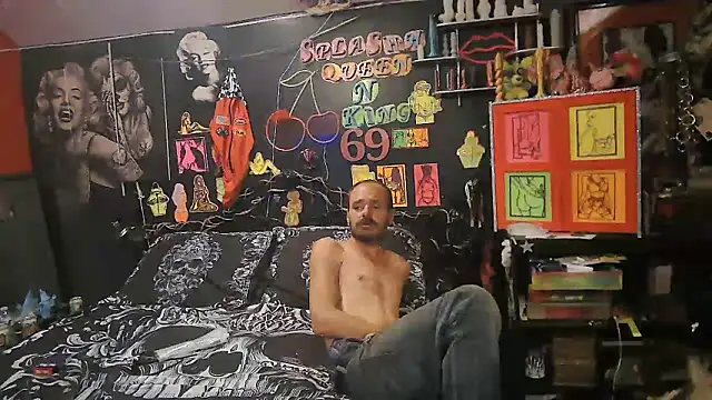 Splash_Queen420: διαδικτυακό σόου στην κάμερα