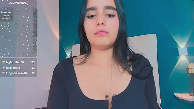 Chat XXX en directo de MiaaCarter_