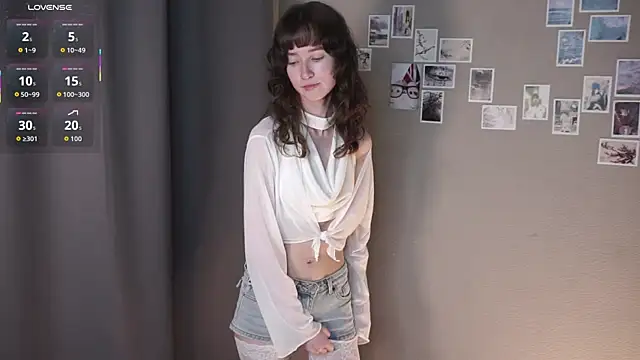 XXX chat uživo modela DellaLeck