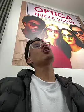 TavoHot_ 现场XXX聊天