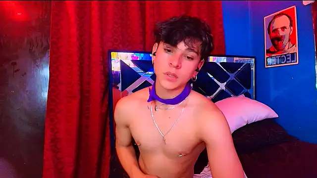 Luke_Howland Adlı Modelin Web Kamerası Şovu