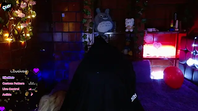 MidoriQuiinn – Naživo XXX chat