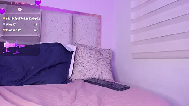 Chatroom XXX en direct de violeta_olsen