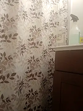 ReallyReallyReal: διαδικτυακό σόου στην κάμερα