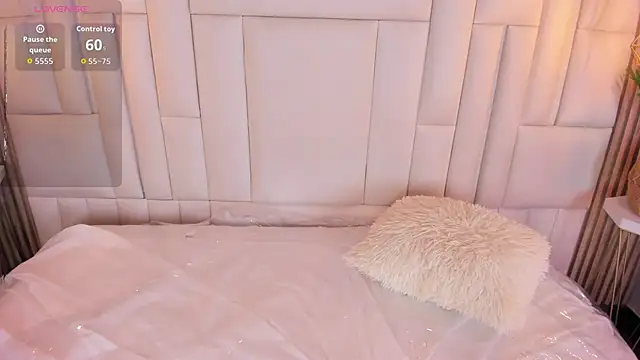 VenuzSofia: онлайн-секс-чат