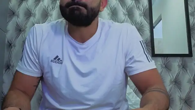 LeonidasKaiser Adlı Modelin Web Kamerası Şovu