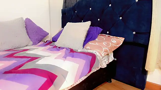 XXX chat uživo modela lesly_xx