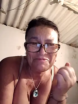 mamilola – Kamerová šou