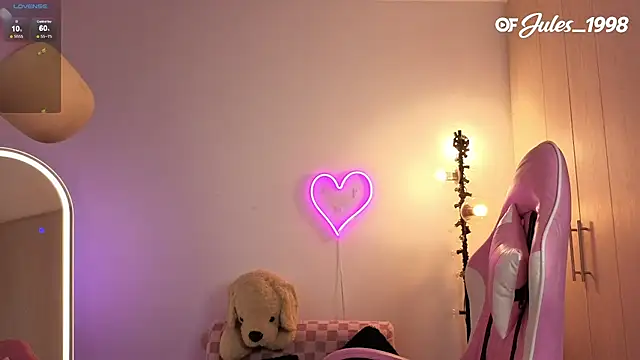 Czat XXX na żywo – violet_ch