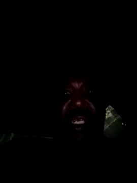 Pertunjukan Kamera Web macnificent1fr