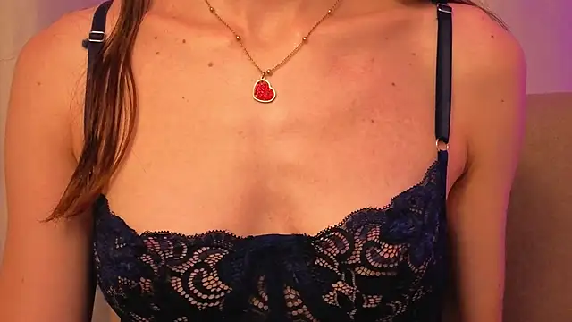 Chat +18 de Esmeralda_Candy ao vivo