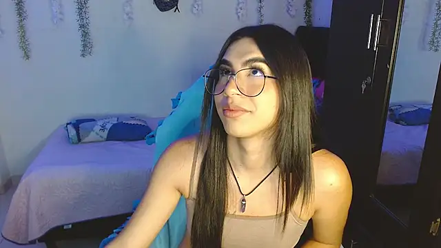 Lyaa_Cute Webcam-Show