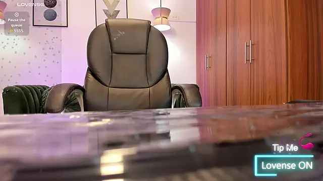 mimi_loved webcam show