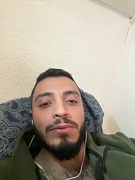 AmjadAlpha élő XXX-chatje