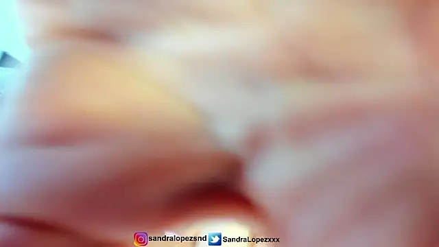 SandraLopezxx Show in webcam