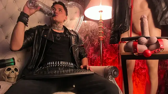 AlecBanneのライブXXXチャット