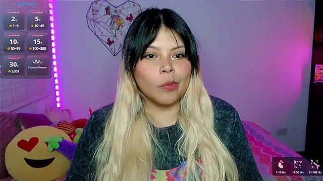 EllieMoonX Show Webcam