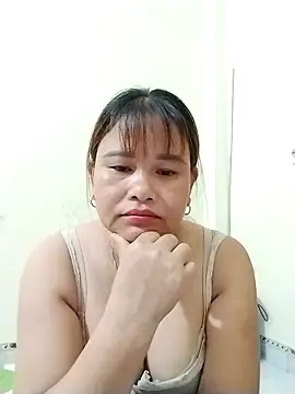 Moubie1 Chat XXX in diretta