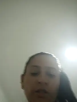 Salvaje_ambitious Show in webcam