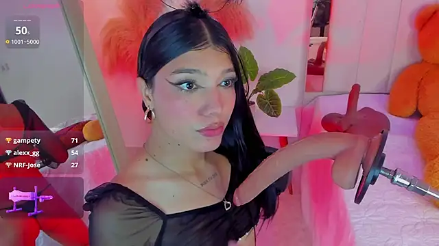 May_Fox_ Show in webcam